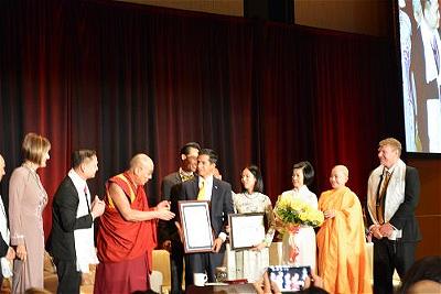 dalai lama at garden grove 6