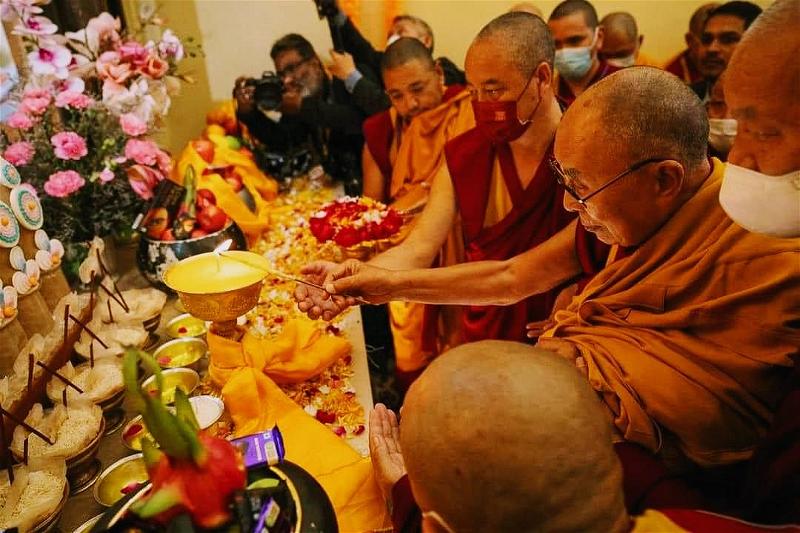 phap hoi dalai lama 18
