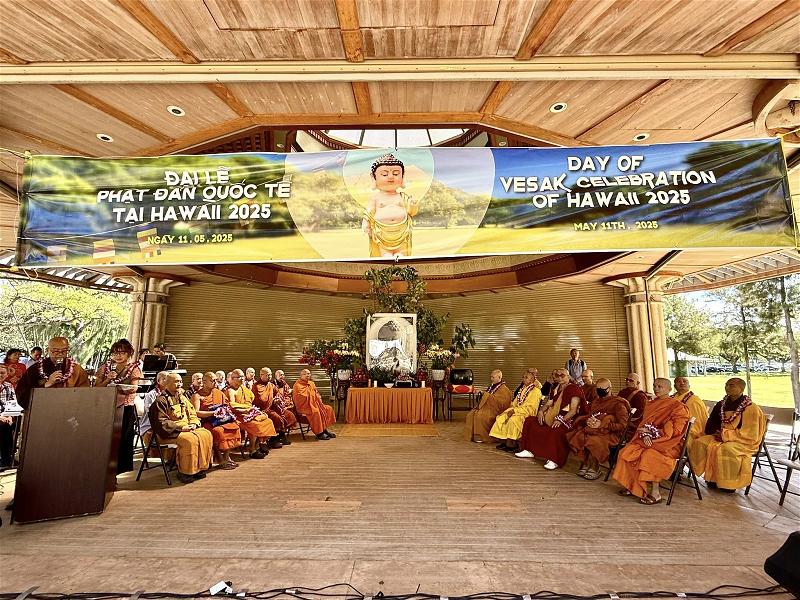 Vesal_Hawaii_25_Podium