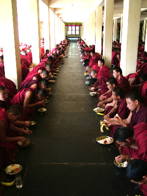 monks_enjoying_their_meal