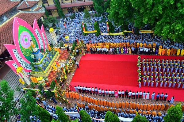 Đại lễ Phật đản 2017 Huế 14