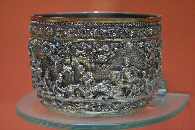 04 JATAKA bowl
