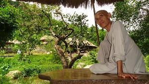 tue-sy-Anh-TAM-NHAN