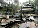muslim-rioters-torch-buddhist-temples-in-bangladesh-04