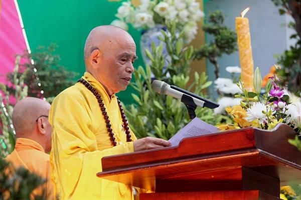 Đại lễ Phật đản 2017 Huế 08