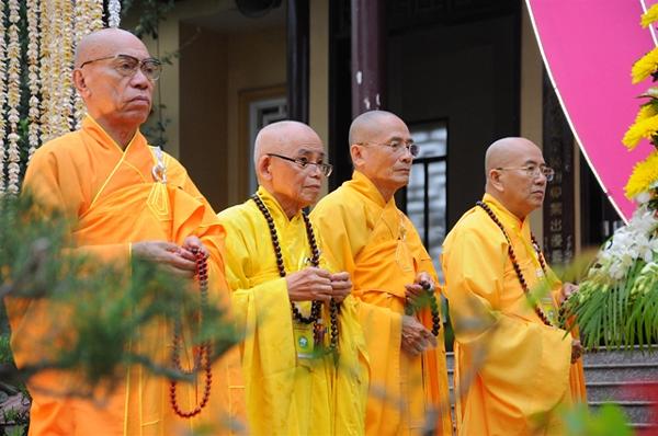 Đại lễ Phật đản 2017 Huế 02