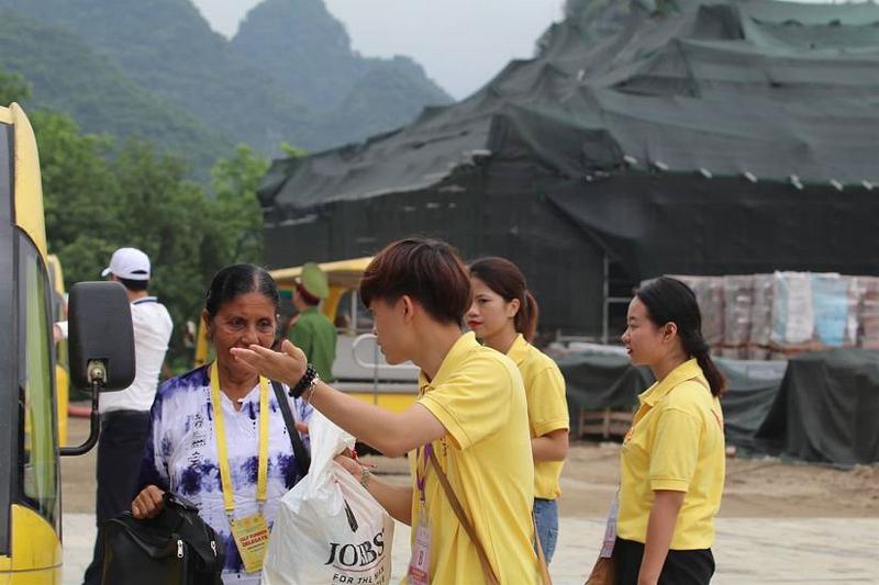 vesak 2019 tinh nguyen vien 12